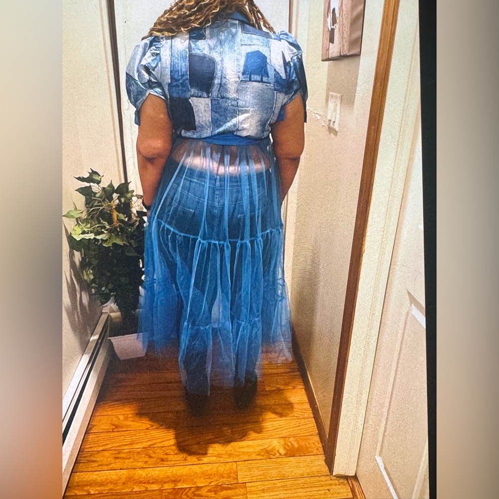 Blue shirt - Picture 3 of 4